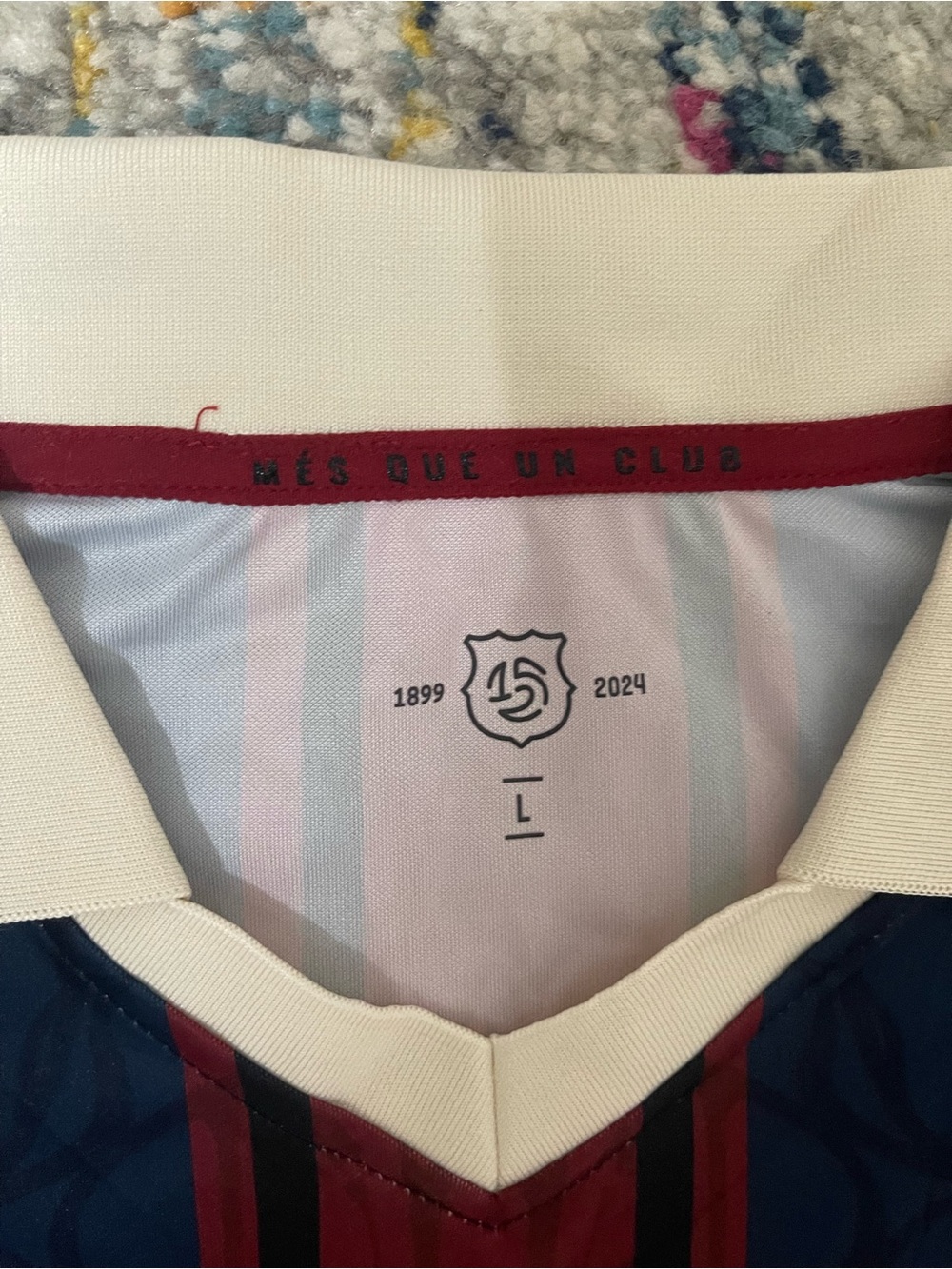 FC Barcelona Retro 150th anniversary Kit L - Picture 4 of 5